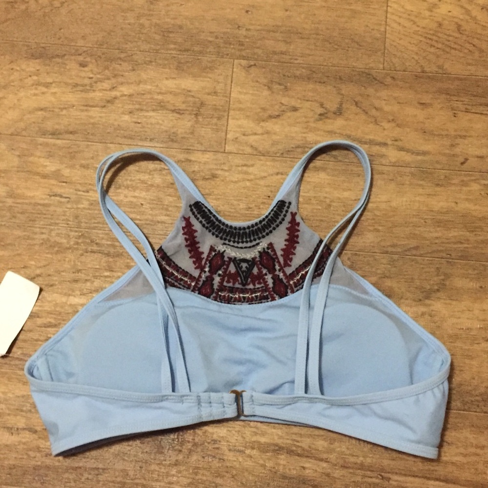 Swimsuit top - Picture 3 of 3